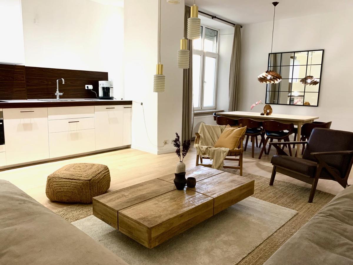 Cosy, Spacious, And Appartamento Berlino